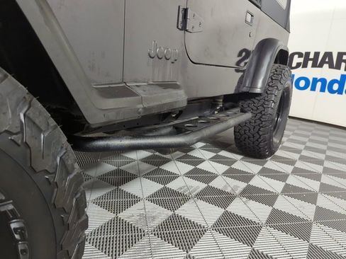 Used 1995 Jeep Wrangler S image 31