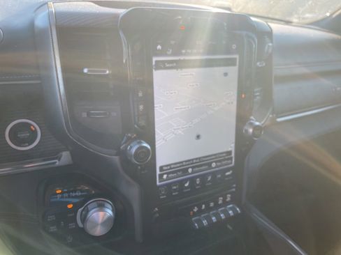 Used 2021 RAM 1500 Limited image 10