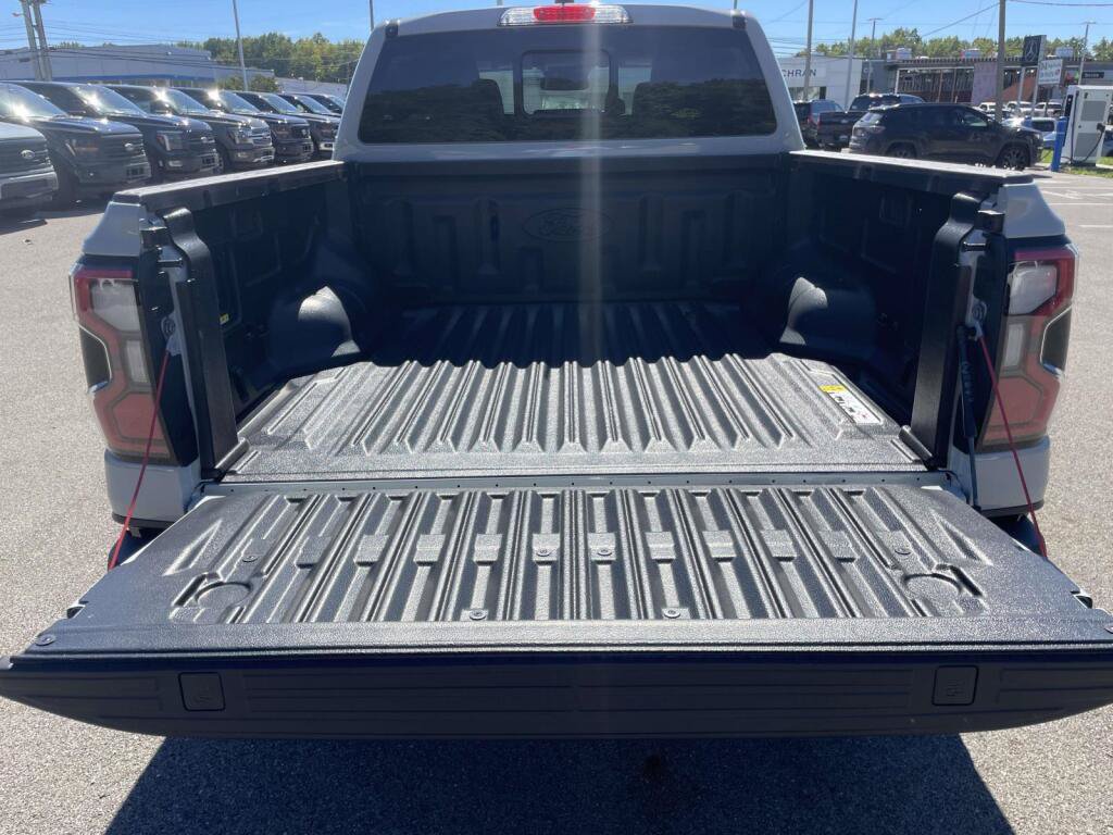 New 2026 Ford Ranger Raptor AWD/4WD image 18