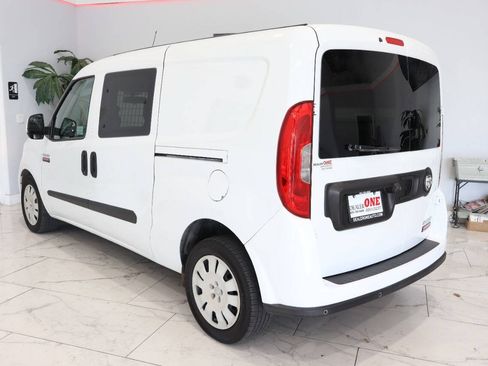 Used 2019 RAM ProMaster City Tradesman SLT FWD image 5