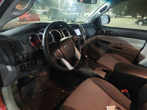 Used 2014 Toyota Tacoma 4x4 Double Cab image 8
