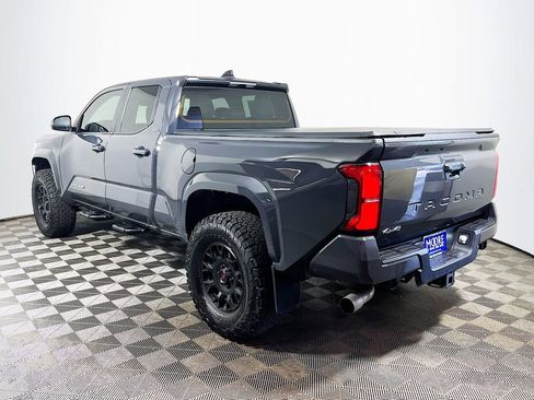 Certified 2025 Toyota Tacoma SR5 AWD/4WD image 6