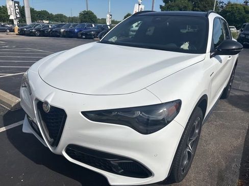 Used 2024 Alfa Romeo Stelvio Veloce AWD/4WD image 1
