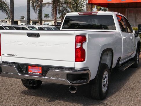 Used 2024 Chevrolet Silverado 2500 LT image 9