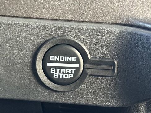 New 2025 Ford Bronco Badlands image 33