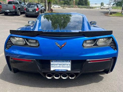 Used 2016 Chevrolet Corvette Z06 w/ 3LZ Preferred Equipment Group RWD image 6