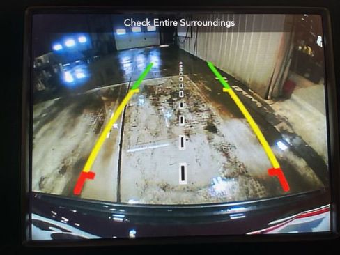 Used 2018 Jeep Grand Cherokee High Altitude AWD/4WD image 17