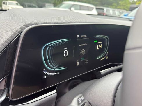 Certified 2026 Kia Niro FWD image 22