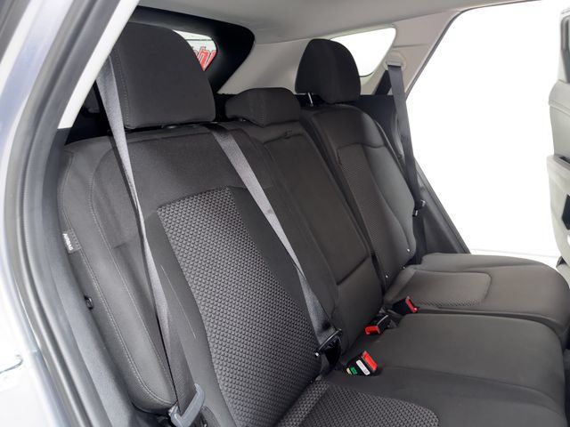 Used 2025 Kia Sportage LX FWD image 17