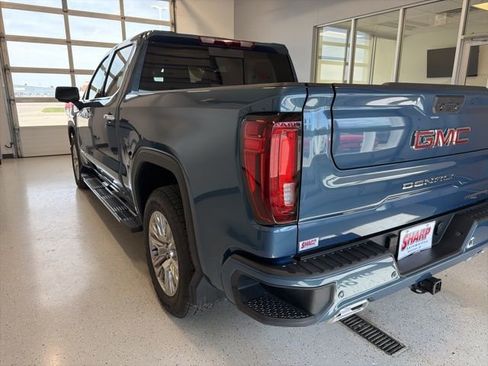 Used 2025 GMC Sierra 1500 Denali AWD/4WD image 7