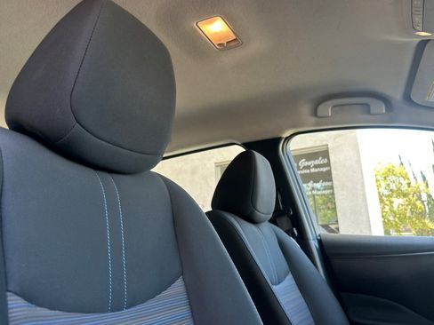 Used 2024 Nissan Leaf S FWD image 17