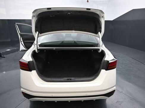 Used 2025 Nissan Altima 2.5 SV FWD image 26