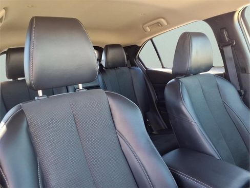 Used 2025 Mitsubishi Eclipse Cross SE image 16