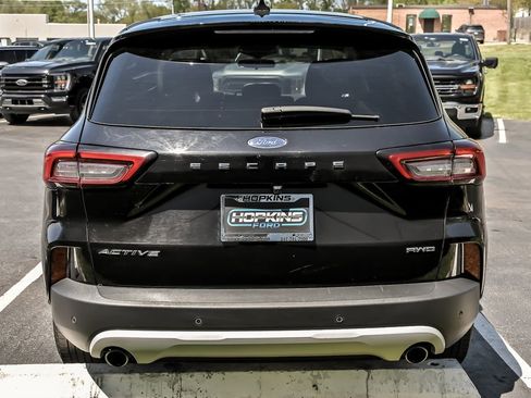 Used 2023 Ford Escape Active w/ Tech Pack #2 AWD/4WD image 8