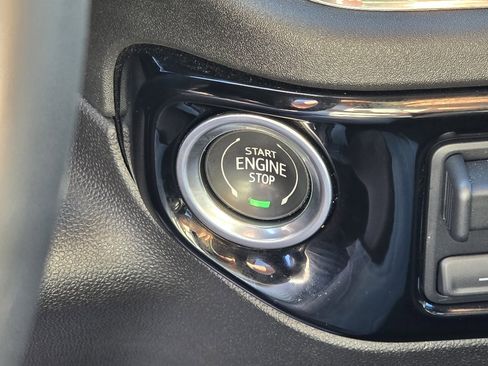 Used 2024 Chevrolet Silverado 2500 LTZ image 18