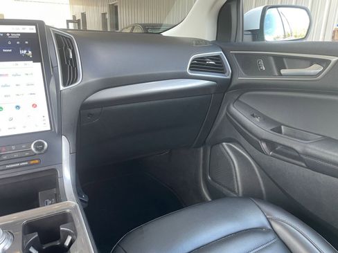 Used 2023 Ford Edge SEL image 34