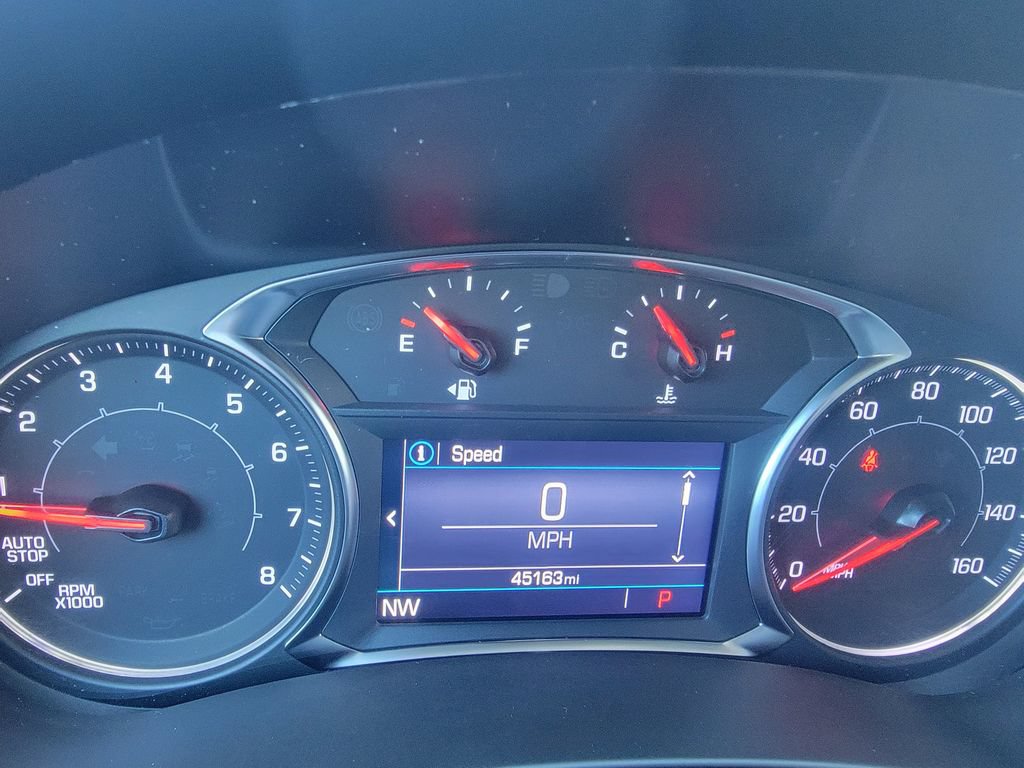 Used 2023 GMC Terrain SLE w/ Driver Convenience Package FWD image 16