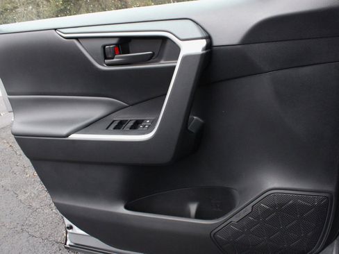 New 2025 Toyota RAV4 LE image 11