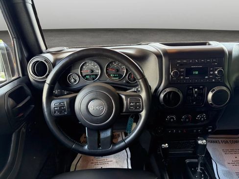 Used 2017 Jeep Wrangler Unlimited Sport w/ Quick Order Package 24S AWD/4WD image 27