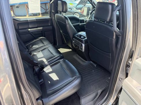Used 2018 Ford F150 XLT w/ Equipment Group 302A Luxury AWD/4WD image 23