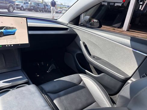Used 2025 Tesla Model 3 RWD image 23