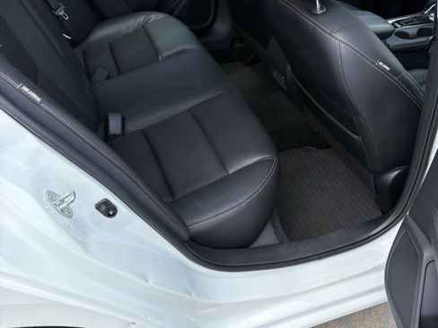 Used 2022 Nissan Altima 2.5 SR FWD image 11