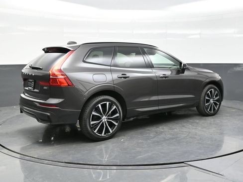 Used 2024 Volvo XC60 B5 Plus w/ Protection Package Premier AWD/4WD image 7