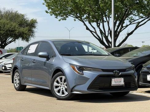 New 2026 Toyota Corolla LE image 2