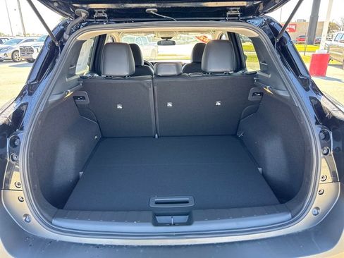 New 2026 Nissan Kicks SR image 6