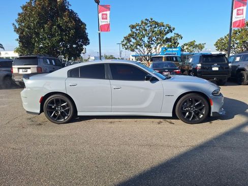 Used 2022 Dodge Charger R/T w/ Driver Convenience Group image 4