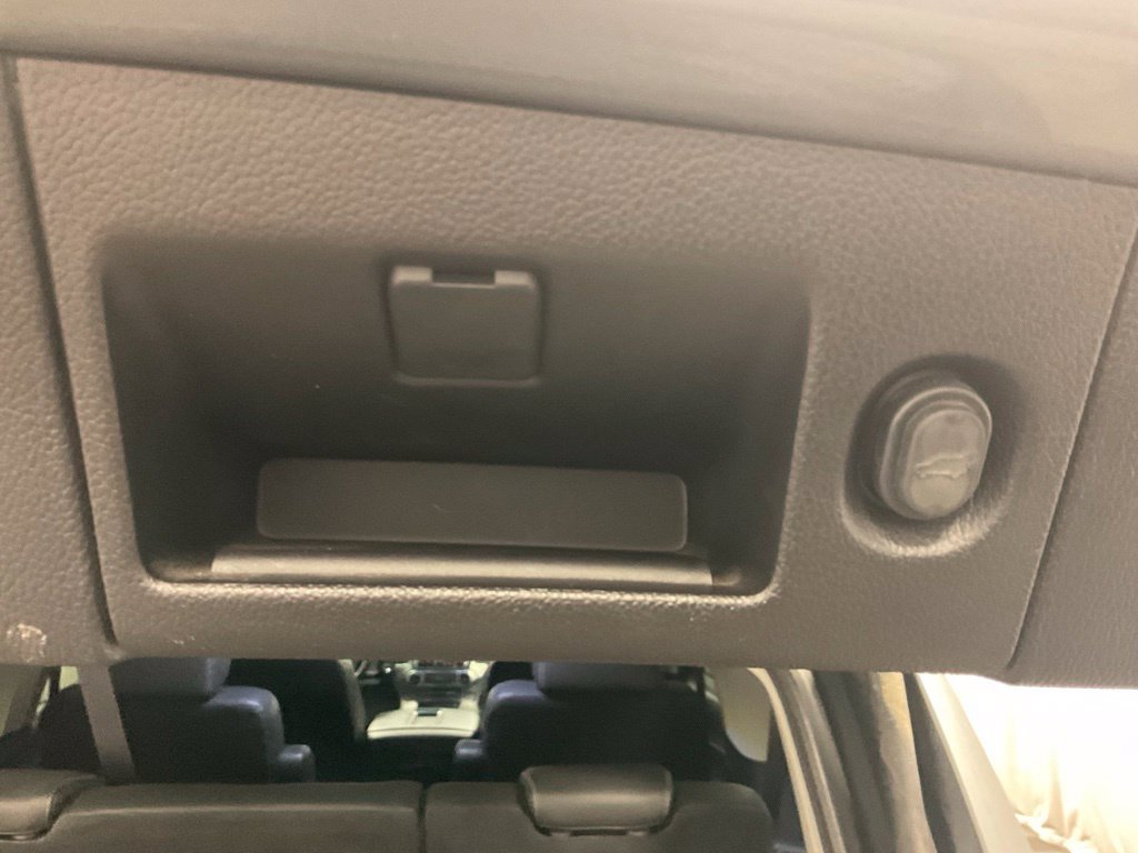 Used 2018 Chevrolet Tahoe LT AWD/4WD image 32
