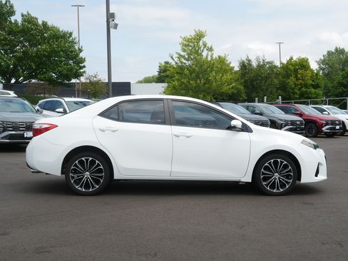 Used 2015 Toyota Corolla S FWD image 5