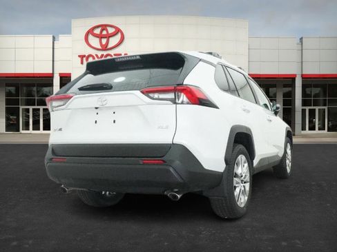 New 2025 Toyota RAV4 XLE Premium image 20
