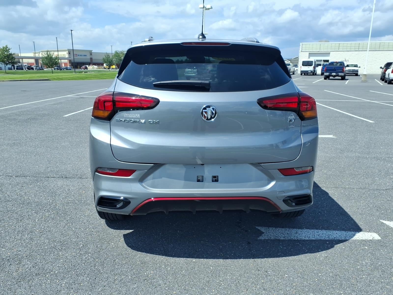 Certified 2023 Buick Encore GX Select w/ Sport Touring Package FWD image 5