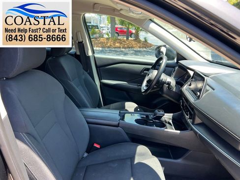 Used 2024 Nissan Rogue S FWD image 21