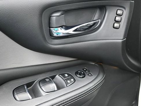 Used 2023 Nissan Murano SL AWD/4WD image 20