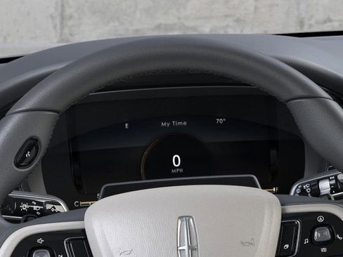 New 2025 Lincoln Corsair AWD image 13