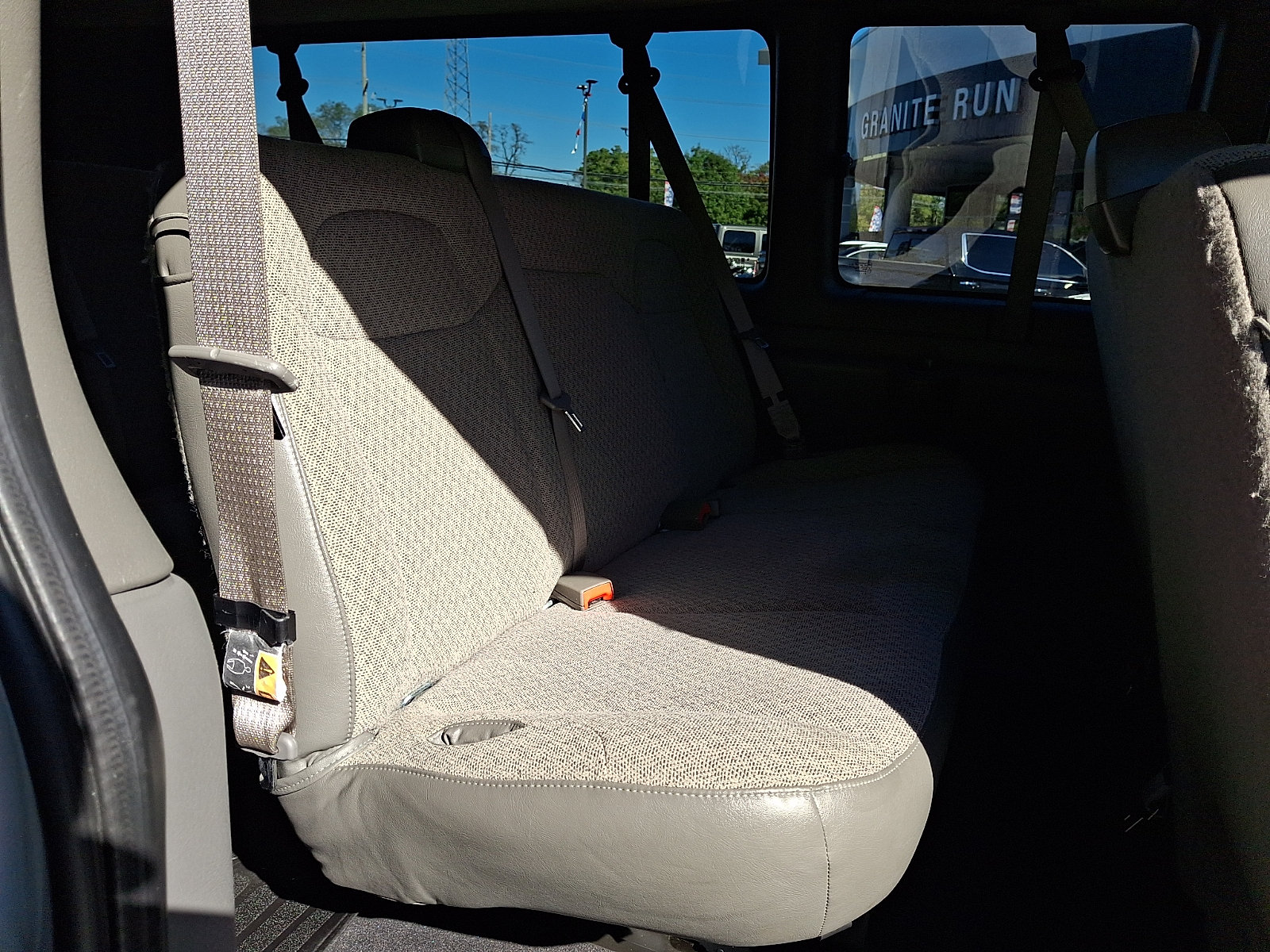 Used 2025 Chevrolet Express 3500 LT w/ LT Preferred Equipment Group RWD image 10