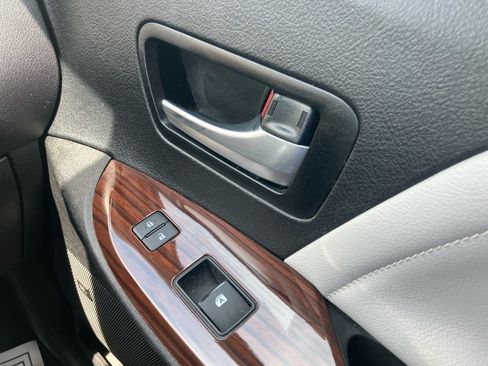 Used 2020 Toyota Sienna Limited Premium AWD/4WD image 35