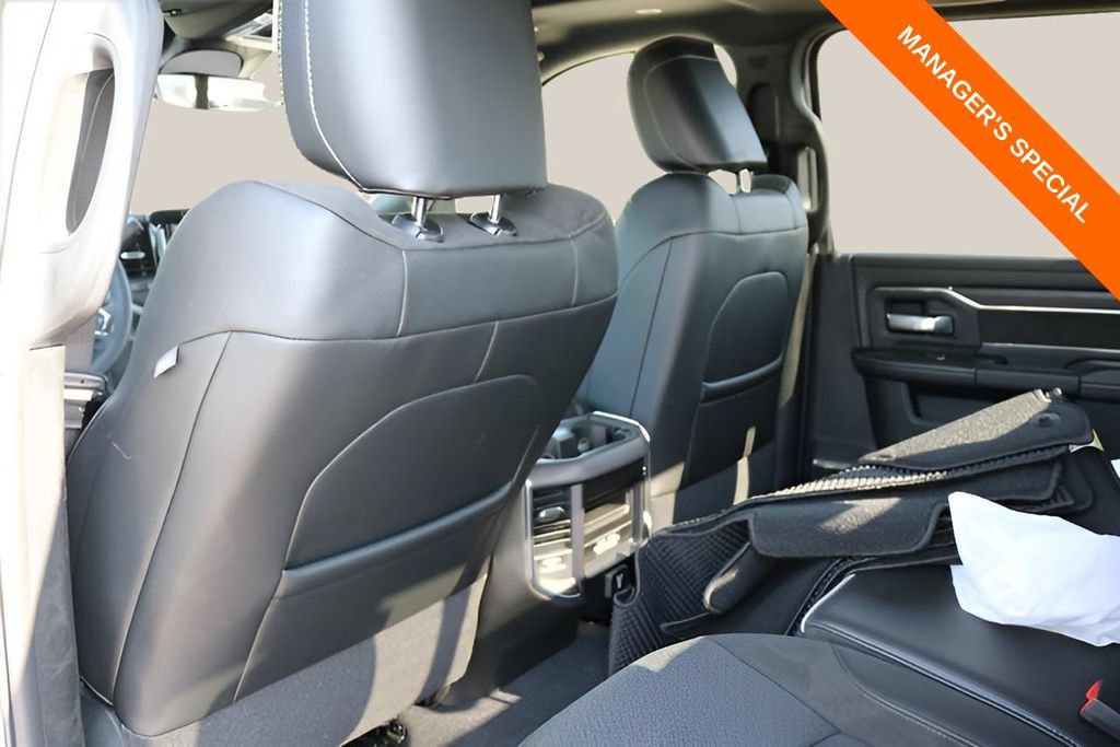 New 2026 RAM 2500 Laramie w/ Night Edition AWD/4WD image 20