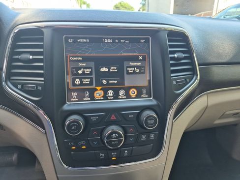 Used 2014 Jeep Grand Cherokee Limited AWD/4WD image 9