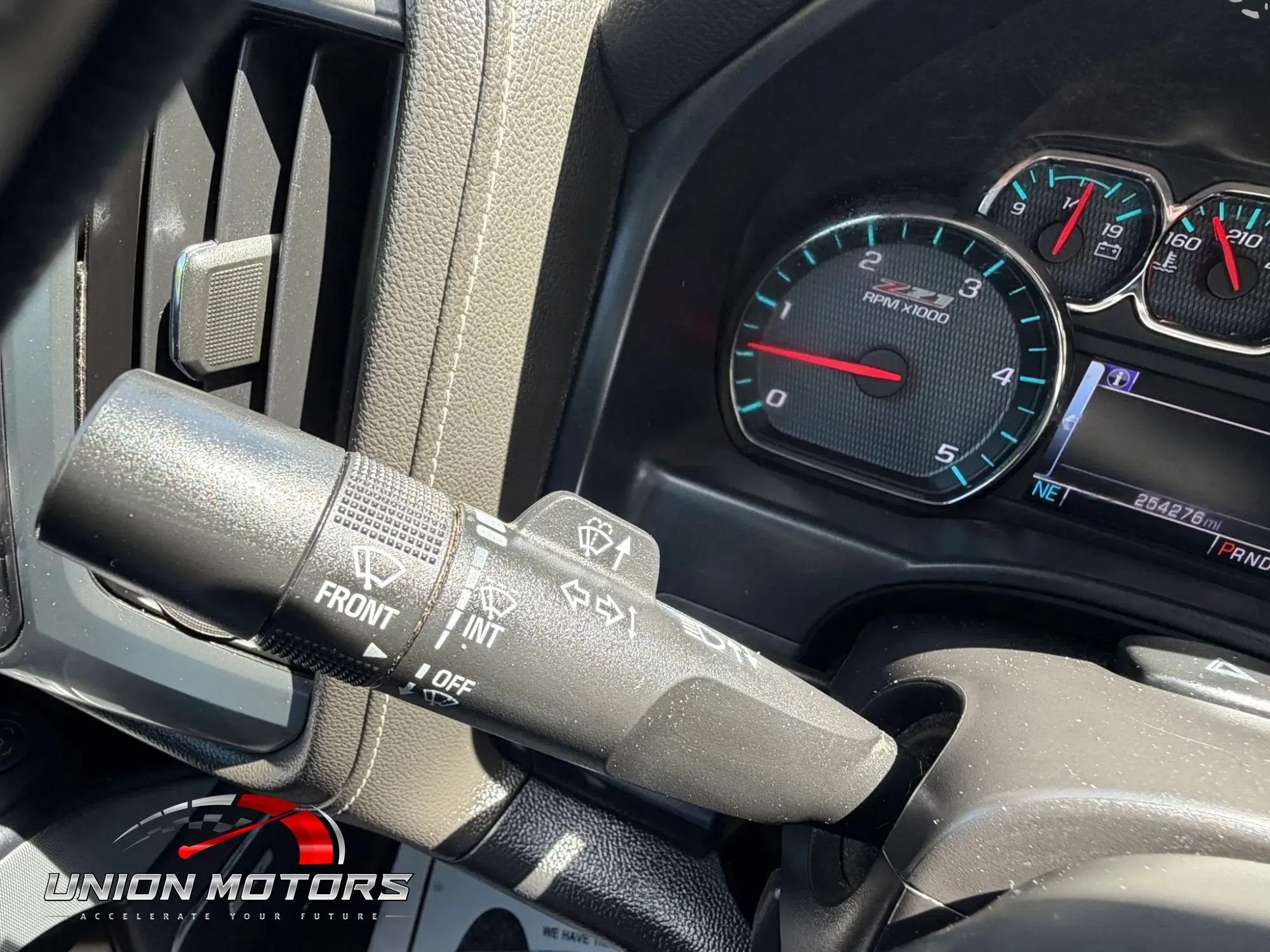 Used 2017 Chevrolet Silverado 2500 LTZ w/ Duramax Plus Package AWD/4WD image 40