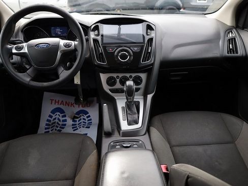 Used 2014 Ford Focus SE w/ SE Winter Package image 18