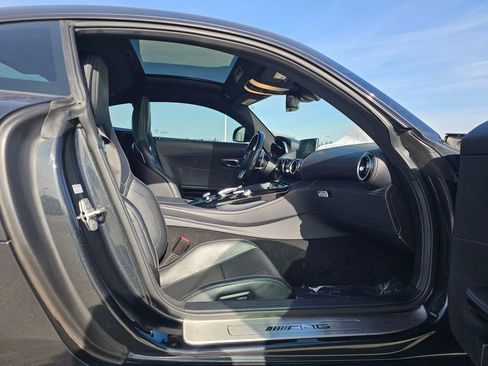 Used 2017 Mercedes-Benz AMG GT Coupe image 13