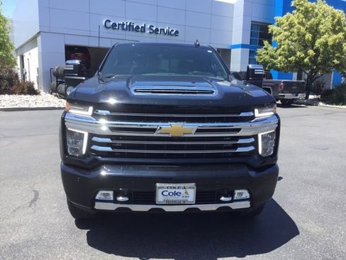 Used 2023 Chevrolet Silverado 2500 High Country w/ Z71 Off-Road Package image 4
