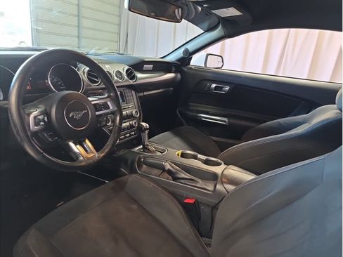 Used 2018 Ford Mustang Coupe w/ Ecoboost Performance Package image 17