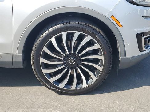 Used 2019 Lincoln Nautilus Black Label image 5