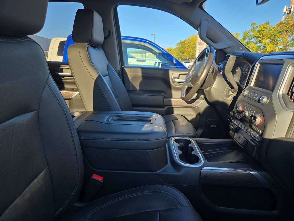 Used 2020 Chevrolet Silverado 1500 LTZ w/ LTZ Premium Package AWD/4WD image 6