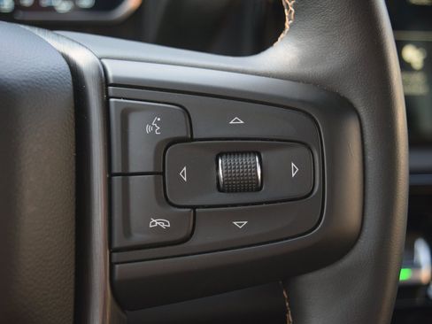 Used 2024 GMC Sierra 2500 AT4 w/ Max Trailering Package image 16