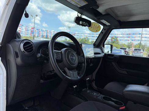 Used 2014 Jeep Wrangler Unlimited Sport w/ Quick Order Package 24S AWD/4WD image 13